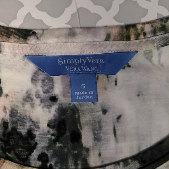 SIMPLY VERA  TOP SIZE S - Picture 2 of 6